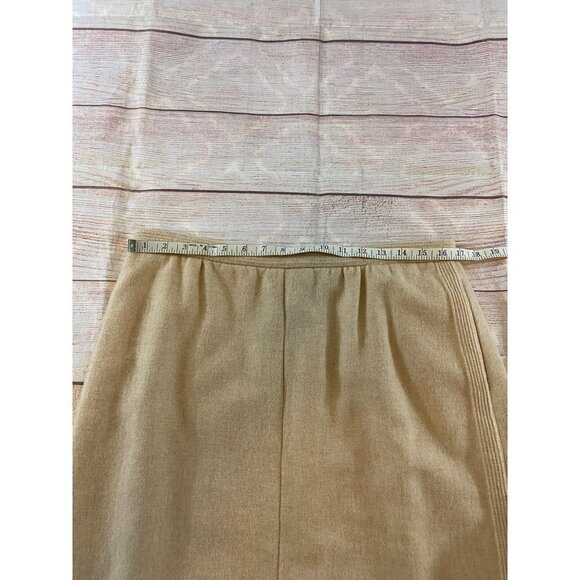 Vintage Dalton Women's Beige Wool Blend Two Piece Suit - 16 - Picture 10 of 14